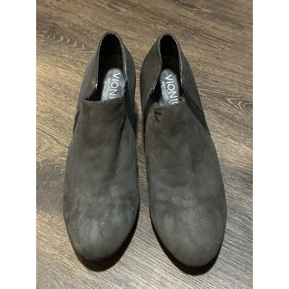 VIONIC Women's Size 8  Stanton Gray Suede Comfort Wedge Ankle Boots Booties